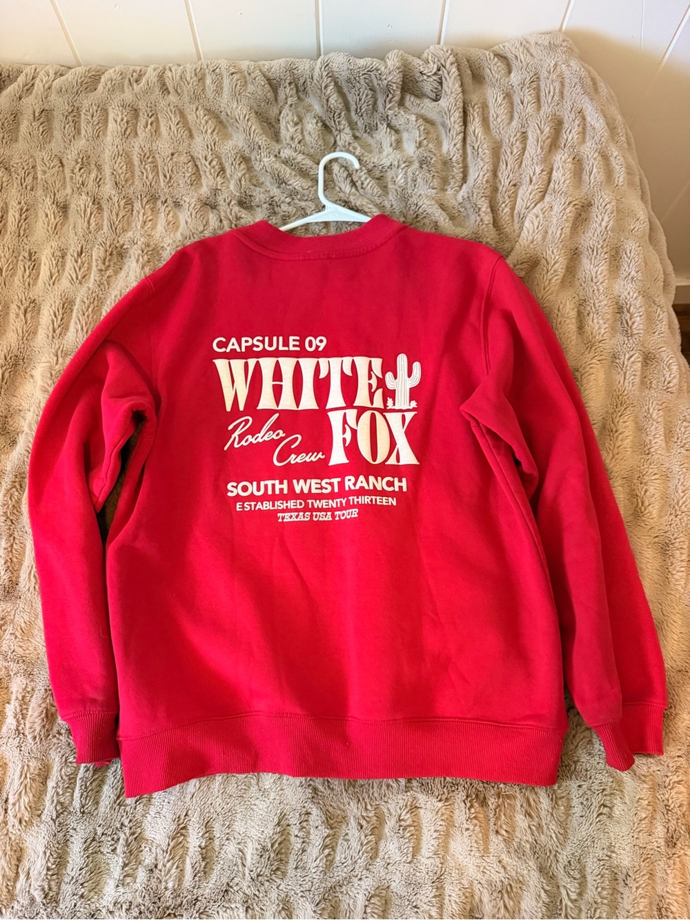 White Fox Graphic Crewneck
